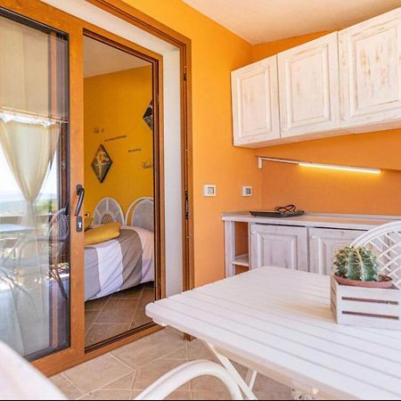 Casa Sharon Appartamento Vista Mare Ad Ольбія Екстер'єр фото
