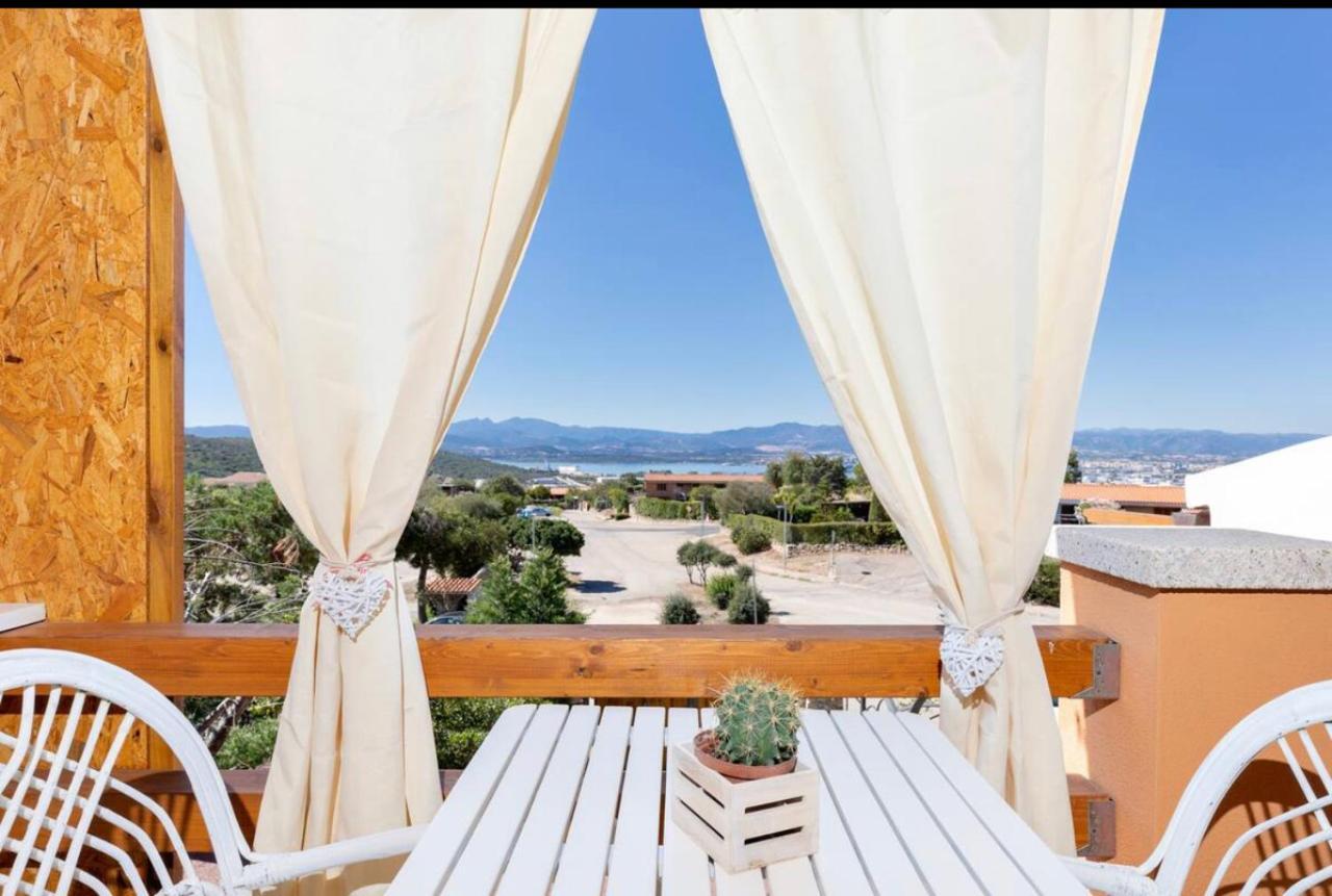 Casa Sharon Appartamento Vista Mare Ad Ольбія Екстер'єр фото